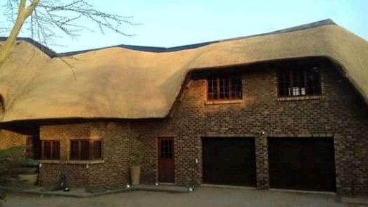 Lapa installation and thatch roofing by Rafiki Thatching CC